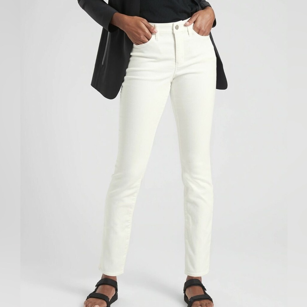 Athleta Jeans Women's Sculptek  Pantas size4.                ordrA4
